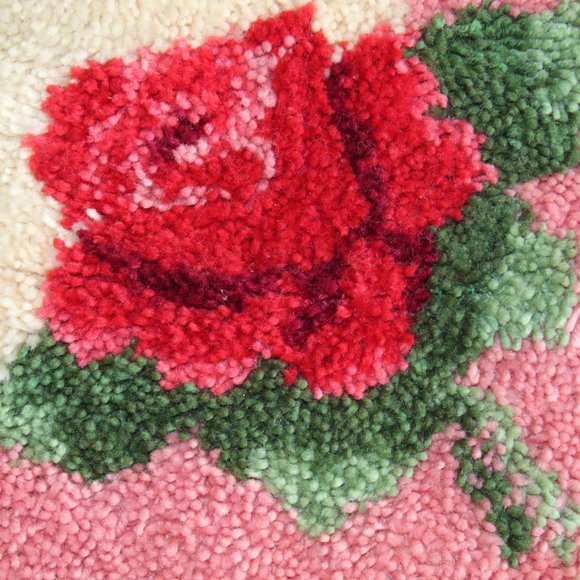 Vintage Latch Hook Rug Pink Green Rose 12" x 12" Finish as Pillow or Wall Decor - Picture 2 of 7